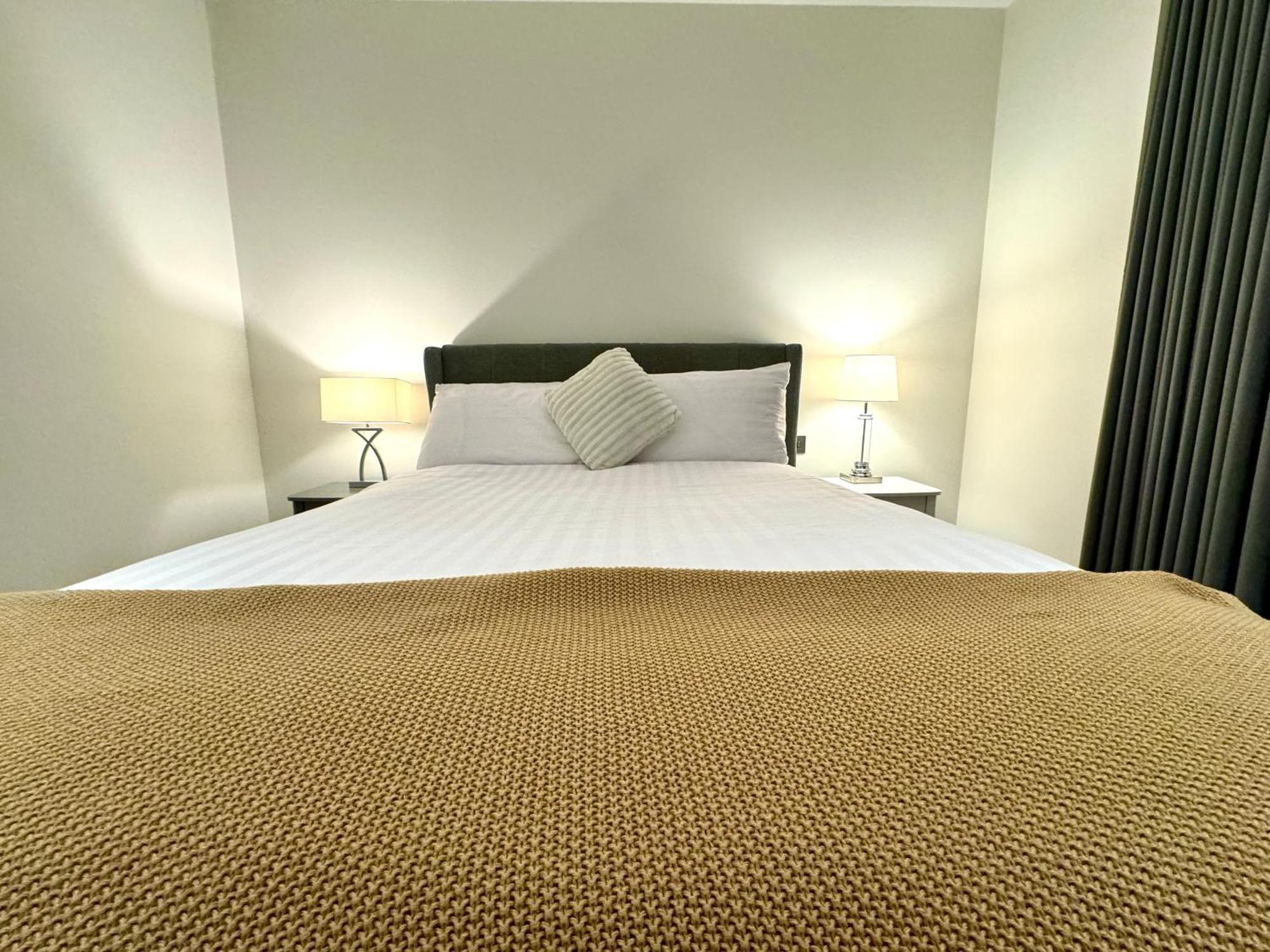 2 Bedroom Luxury Edgware Road By Wild * Londen