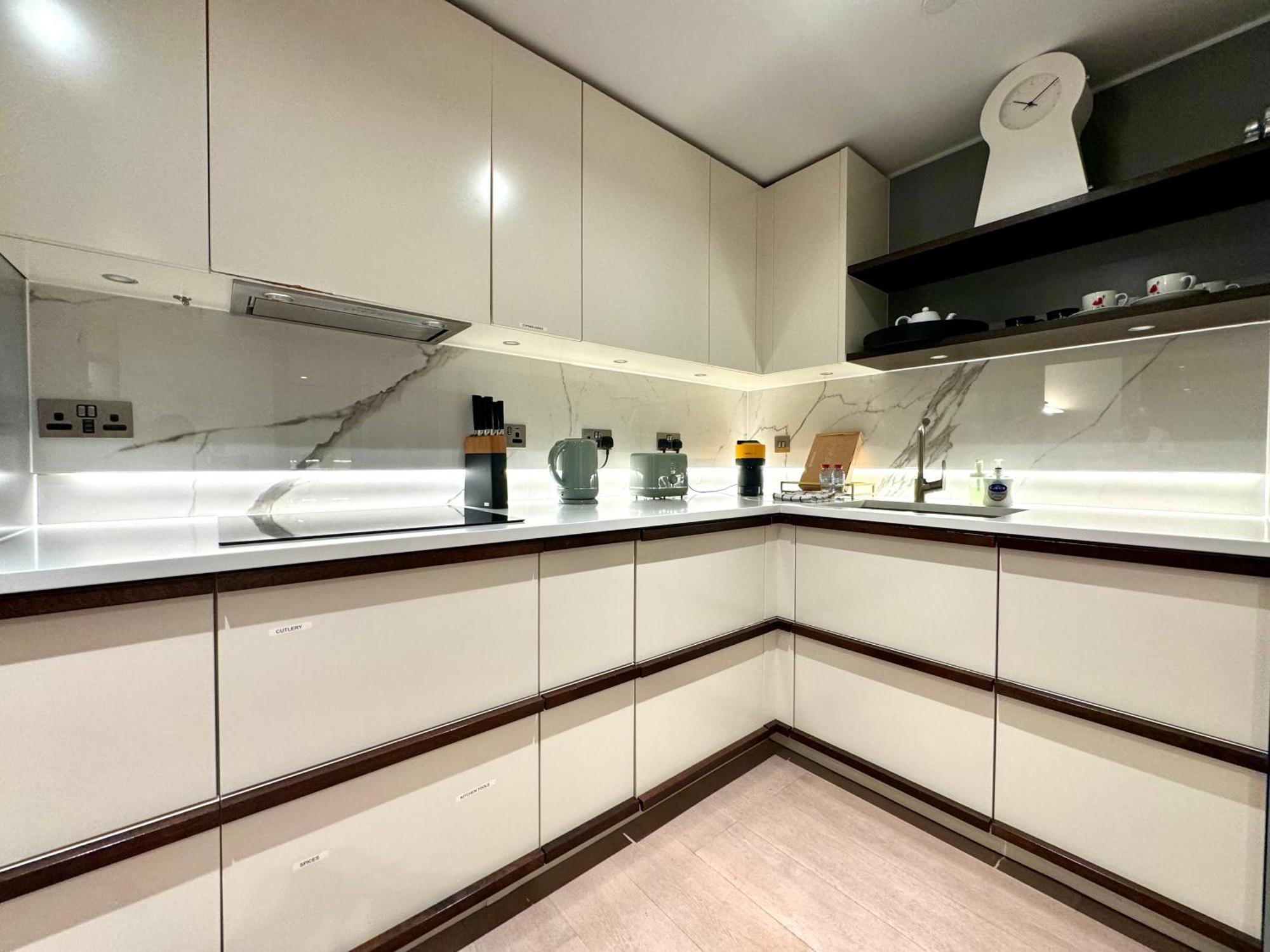 2 Bedroom Luxury Edgware Road By Wild Appartement *